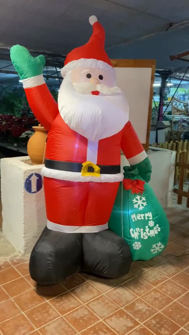 🎄 Offrez une plante ou une composition florale 🌿
Pour Noël ou pour remercier d’une invitation, rien de plus naturel qu’un cadeau végétal.
Une belle plante verte 🌱, une orchidée élégante 🌸 ou une composition florale de saison 💐 apportent toujours une touche de vie et d’émotion.

C’est un présent qui dure, qui embellit un intérieur et qui transmet un message sincère : attention, gratitude et partage 💚.

Découvrez à la Jardinerie de l’Étang une large sélection d’idées cadeaux naturelles et raffinées :
🌷 Jacinthes parfumées
🌺 Amaryllis éclatants
🌹 Roses de Noël délicates
🌵 Cactus de Noël originaux
🌾 Terrariums décoratifs
🌸 Orchidées raffinées
🌼 Compositions florales personnalisées

Des créations prêtes à offrir pour toutes les occasions 🎁.

📍 Jardinerie de l’Étang
2300 route des Baisses
13130 Berre-l’Étang
📞 07 68 13 86 85
✉️ contact@jardineriedeletang.fr

#JardinerieDeLEtang #NoelNaturel #CadeauVégétal #CompositionFlorale #PlantesDeNoel #Jacinthe #Amaryllis #RoseDeNoel #CactusDeNoel #Terrarium #Orchidée #FleursDeSaison #IdéeCadeau #BerreLEtang #JardinNaturel #FleursEtPlantes